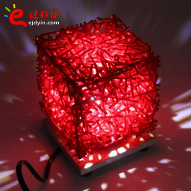 方形創(chuàng)意臺(tái)燈藝術(shù)燈